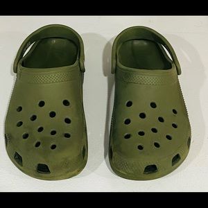 Crocs Military Green Men’s Size 9